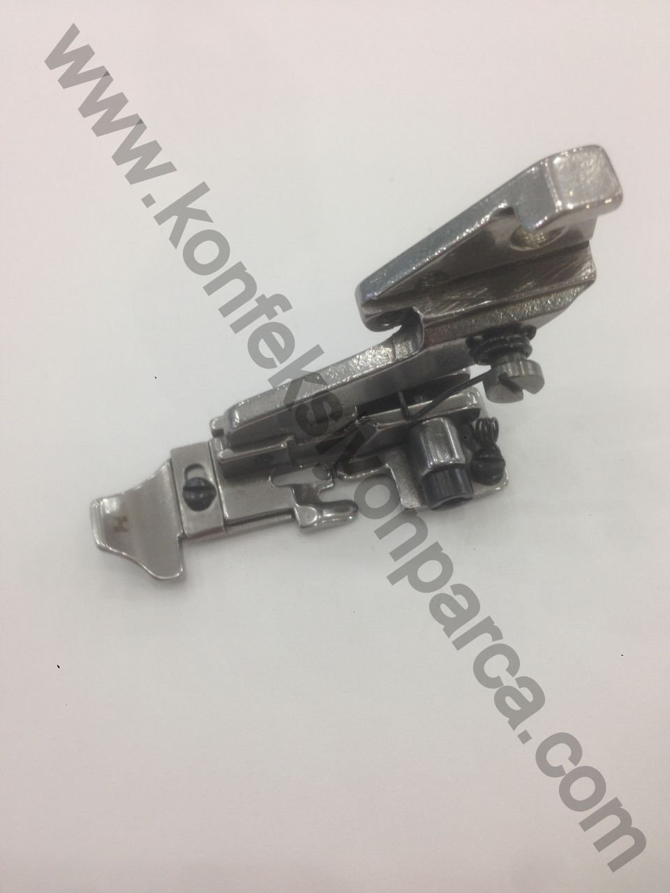 146871-001 Brother Overlok 551 Serisi  5 İplik Penye Ayak
