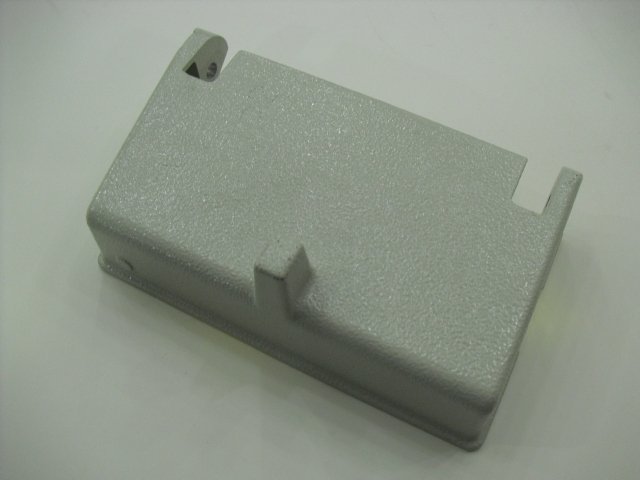 S03372-001 916 Yan Kapak Sol