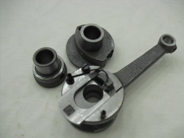 272501-272504 M 700 Eksantirik