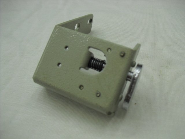 36T8-007 Gc6-1D3E Zik Zak Butonu