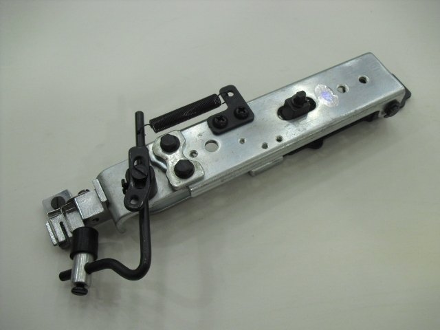 Kbr-109 Juki Lk 1903 Top Düğme Çenesi