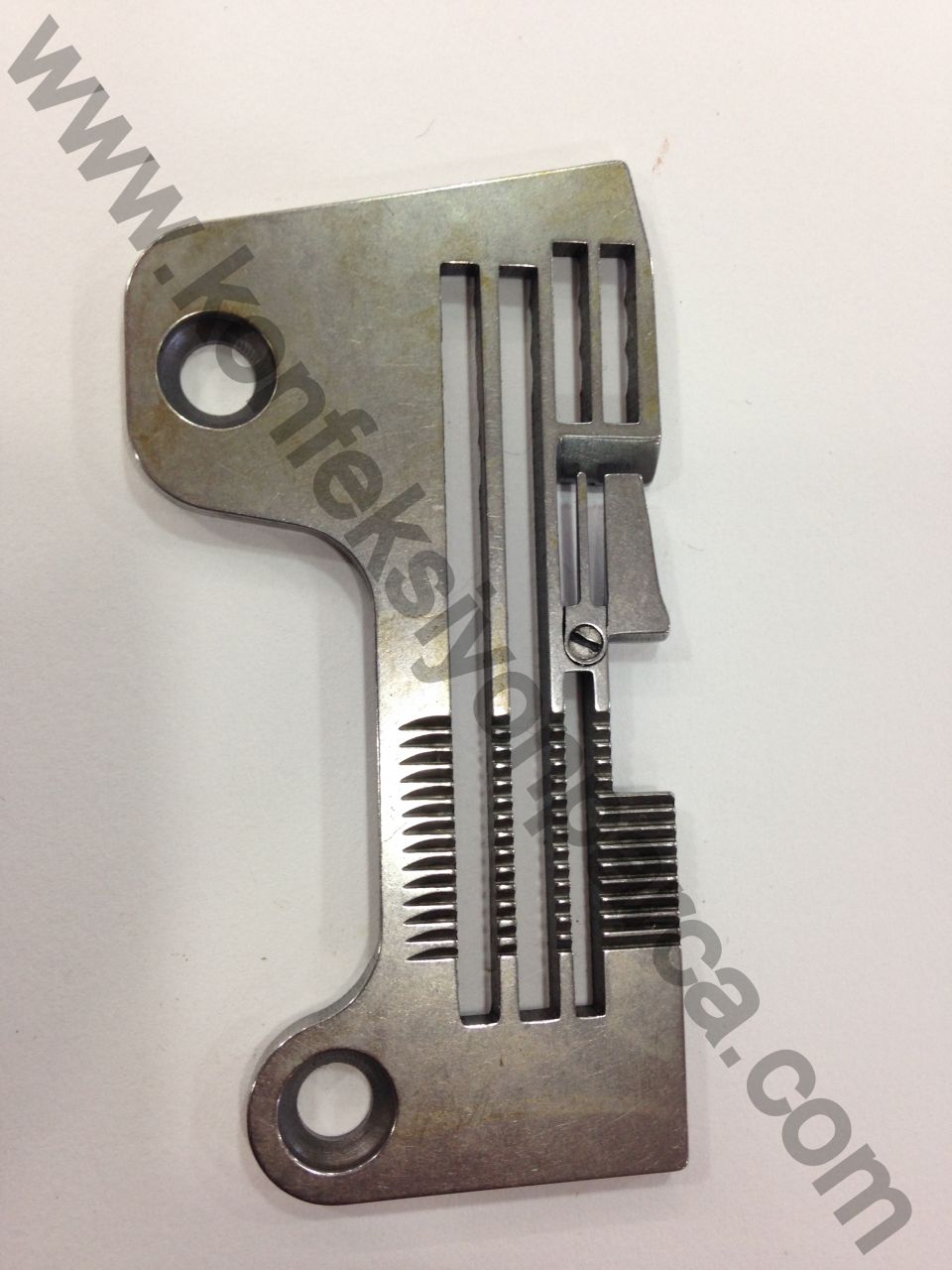 S01711-001 Brother Overlok Plaka 4 İp